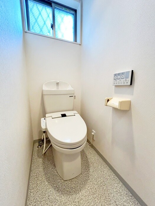 物件内観写真17　(トイレ)