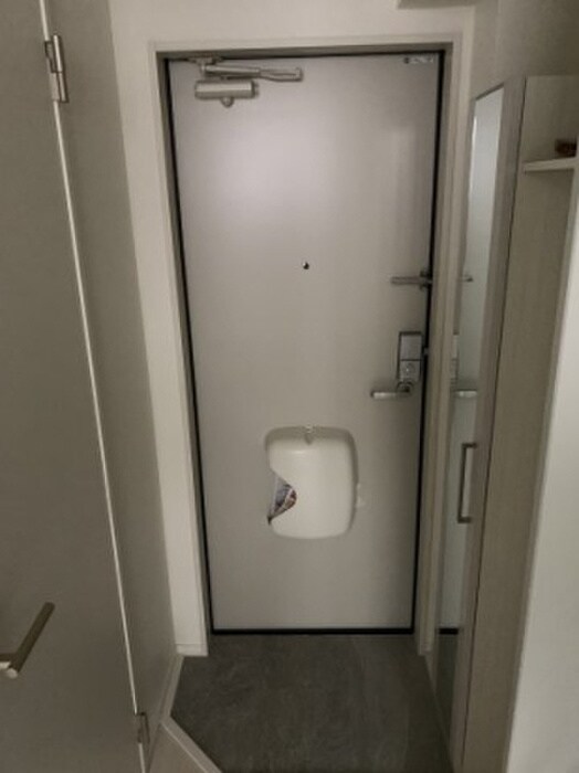 物件内観写真19　(玄関)