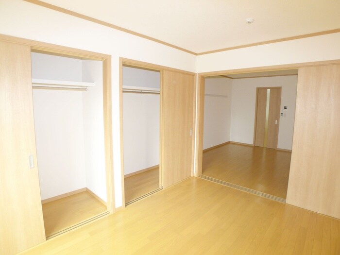 物件内観写真21　(収納)