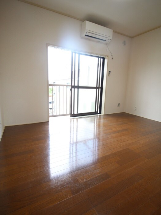 物件内観写真7　(居室)