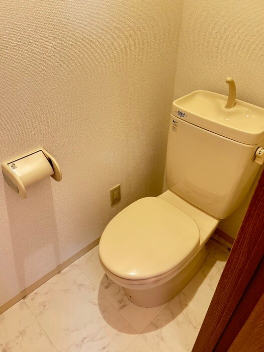 物件内観写真13　(トイレ)