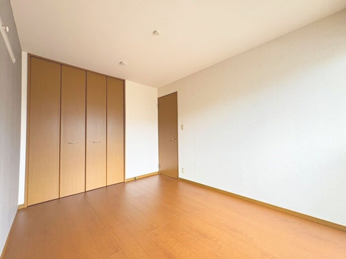 物件内観写真6　(居室)