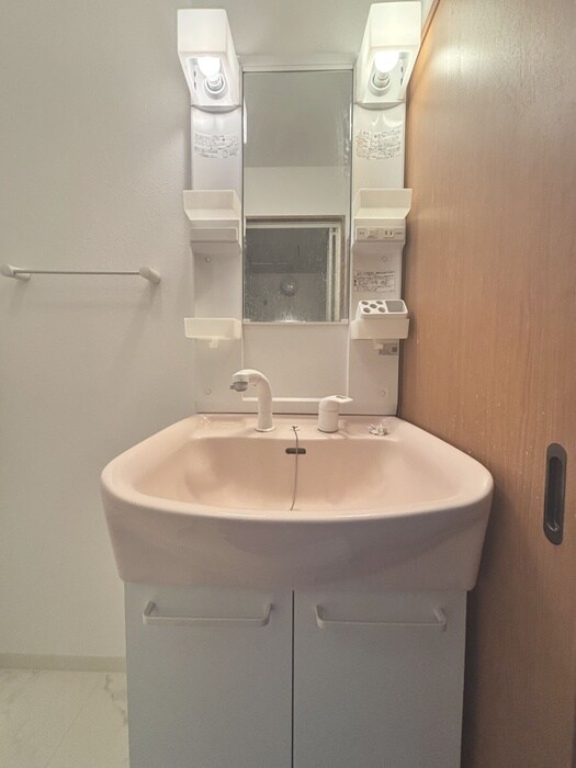 物件内観写真13　(洗面)