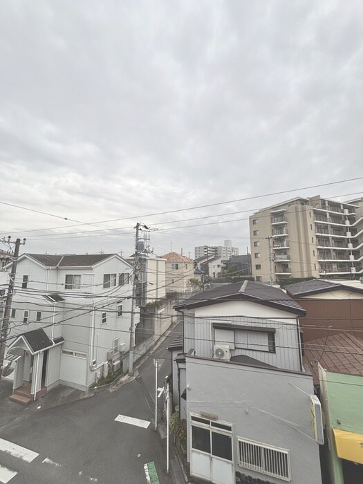 物件内観写真22　(室内からの展望)