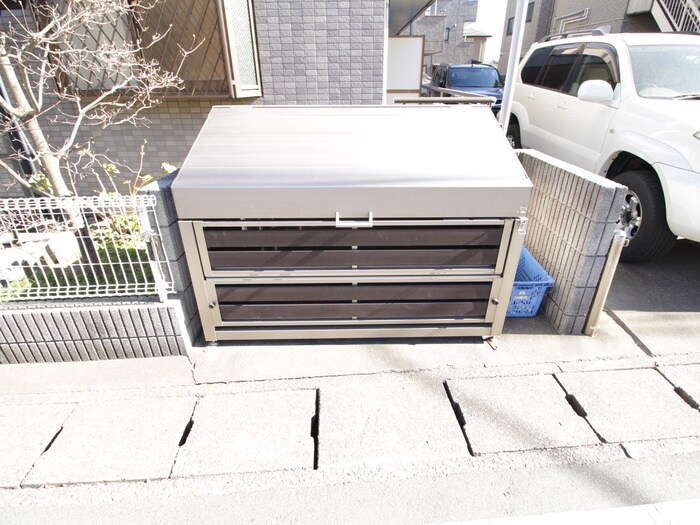 物件外観写真6　(建物設備)