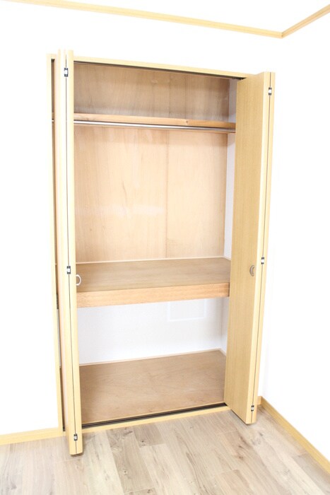 物件内観写真15　(収納)