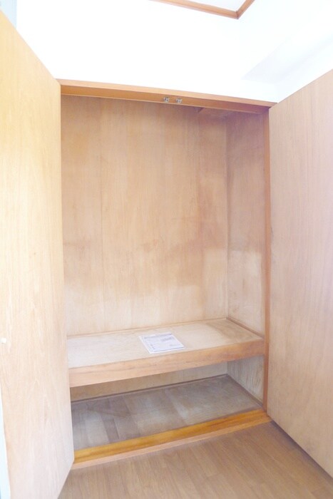 物件内観写真9　(収納)