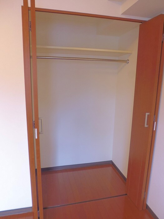 物件内観写真10　(収納)