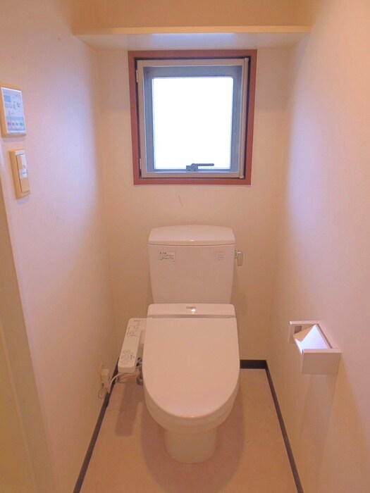 物件内観写真14　(トイレ)