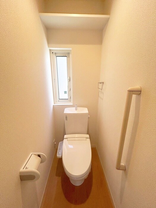 物件内観写真7　(トイレ)