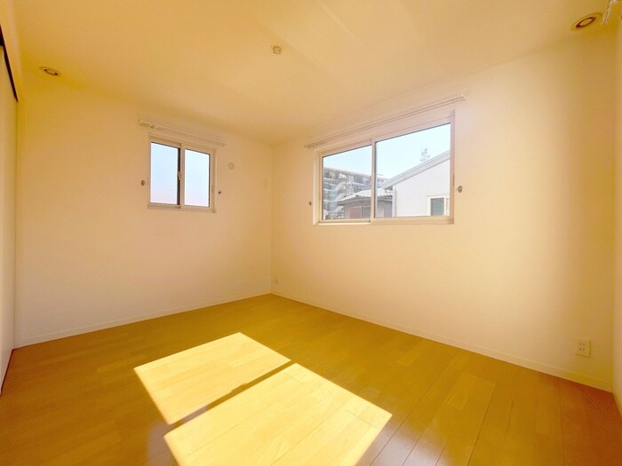 物件内観写真11　(居室)