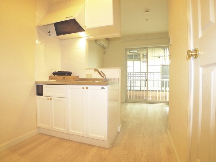 物件内観写真8　(居室)