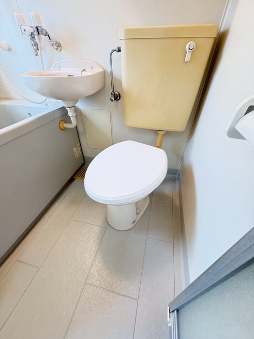 物件内観写真11　(トイレ)