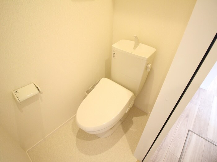 物件内観写真12　(トイレ)