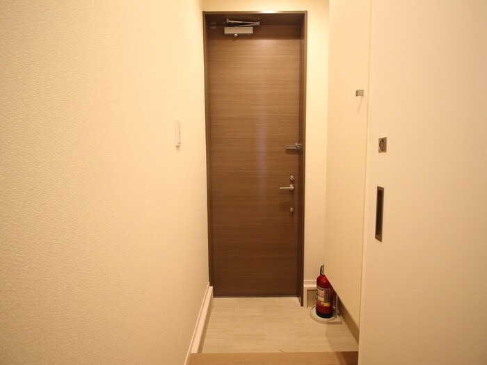 物件内観写真22　(玄関)