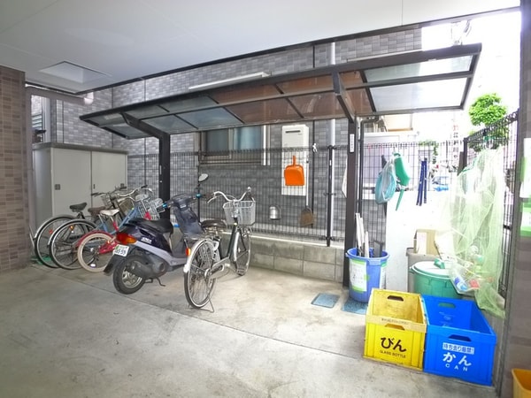 駐輪場