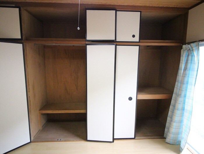 物件内観写真10　(収納)