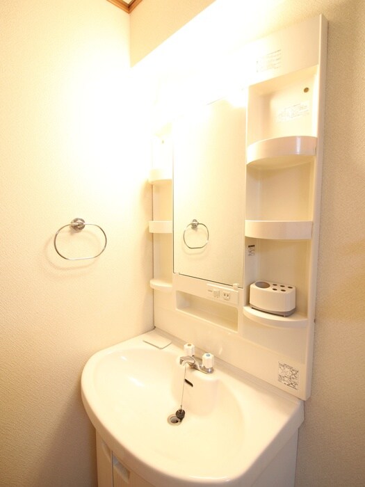 物件内観写真9　(洗面)