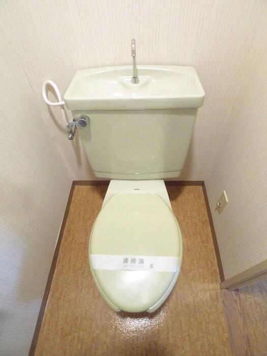 物件内観写真15　(トイレ)