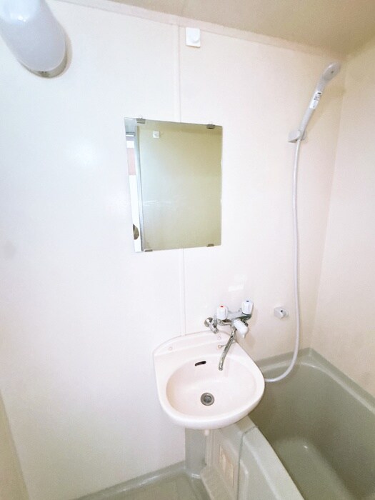 物件内観写真13　(洗面)