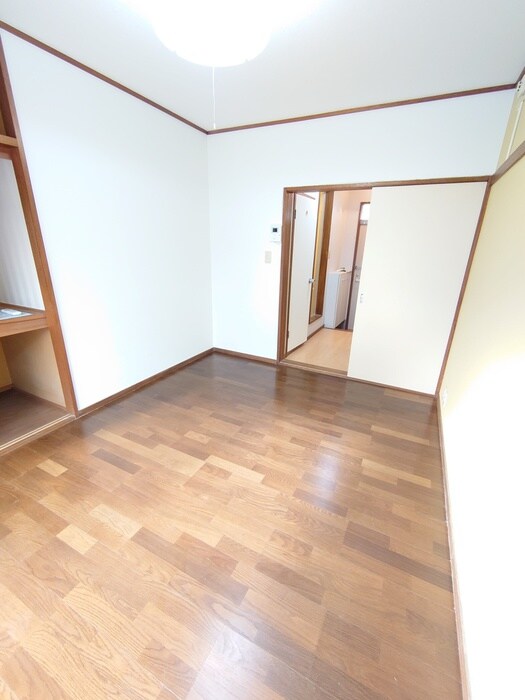 物件内観写真10　(居室)