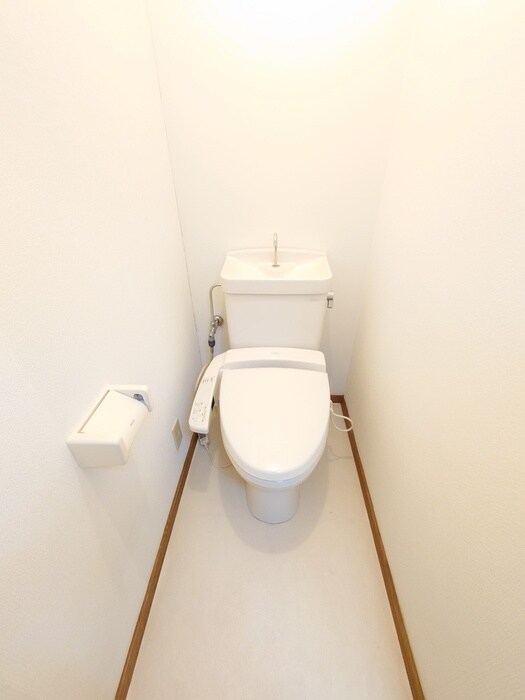 物件内観写真13　(トイレ)