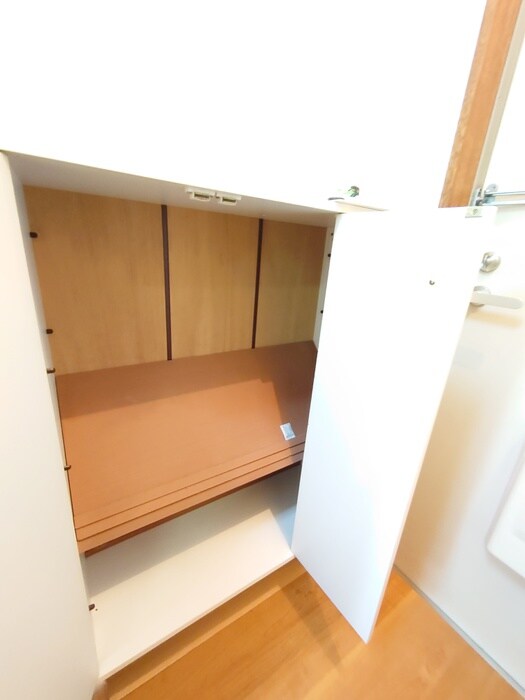 物件内観写真16　(靴箱)