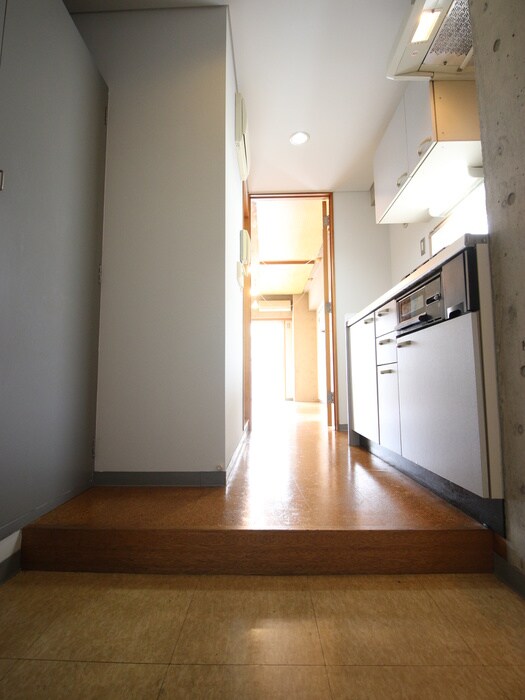 物件内観写真7　(玄関)