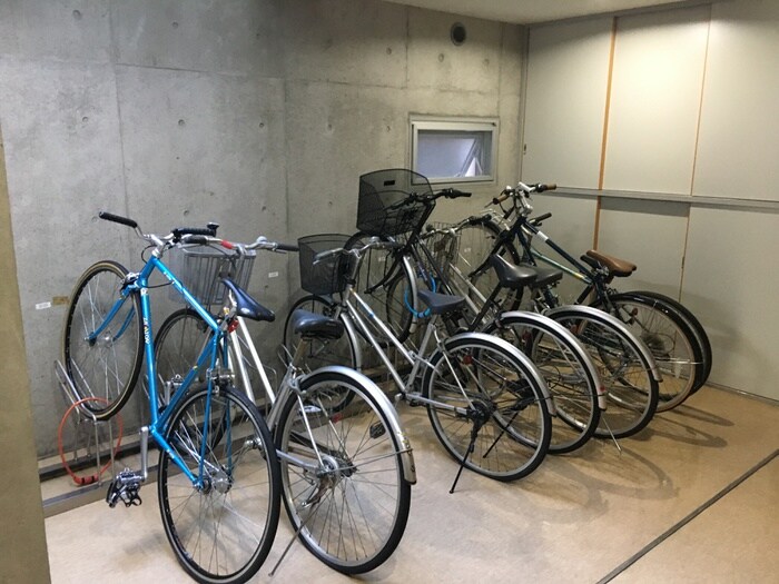 物件外観写真4　(駐輪場)