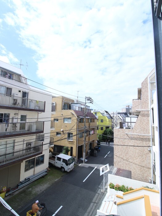 物件内観写真21　(室内からの展望)