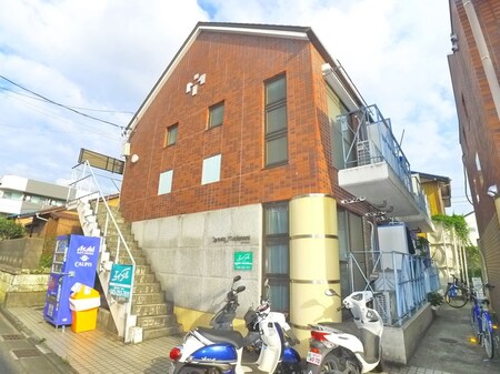 ラ･ペール松波外観写真