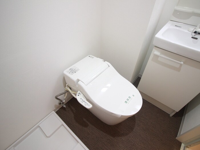 物件内観写真12　(トイレ)