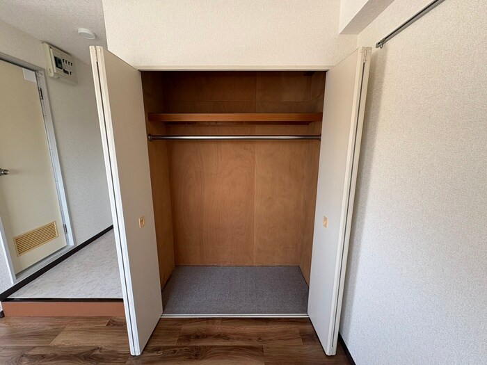 物件内観写真10　(収納)