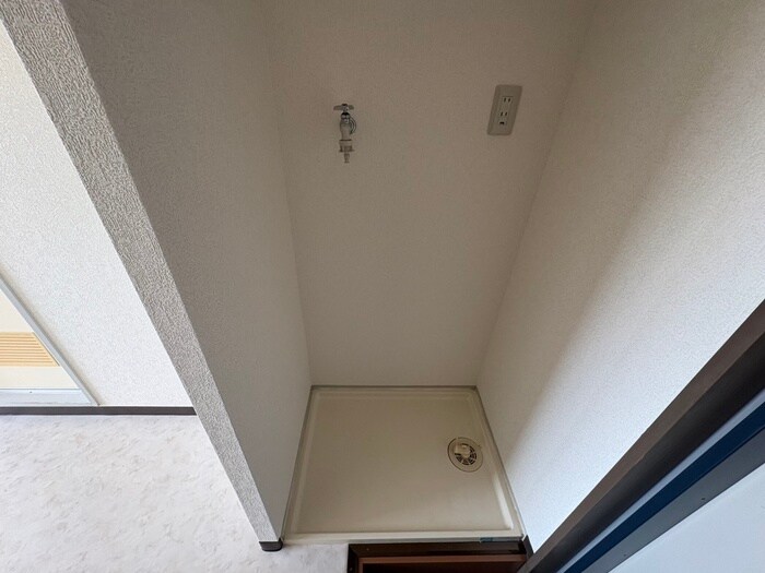 物件内観写真20　(洗濯機置場)