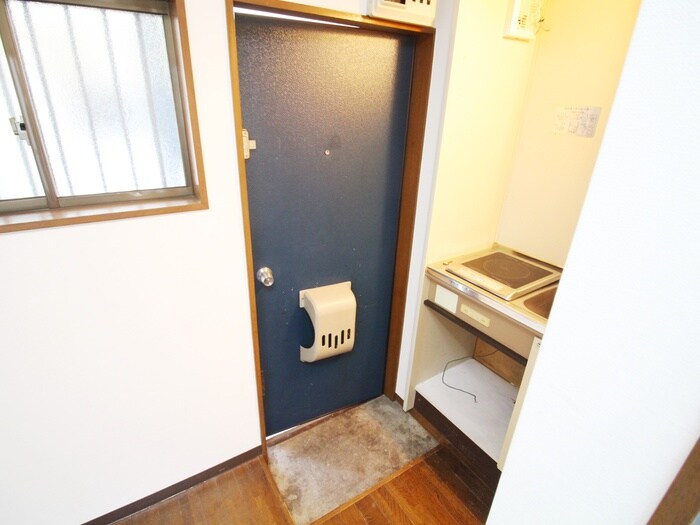 物件内観写真17　(玄関)