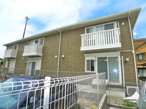 ヴェルドミール三山外観写真