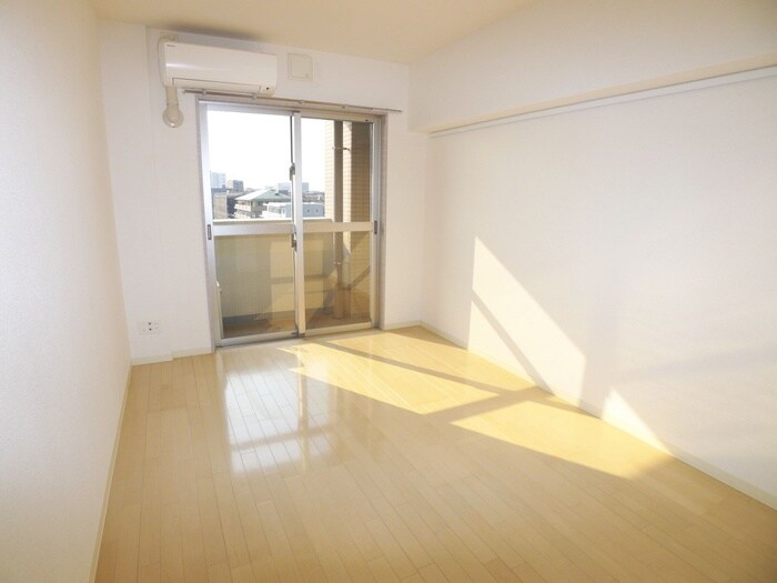 物件内観写真10　(居室)