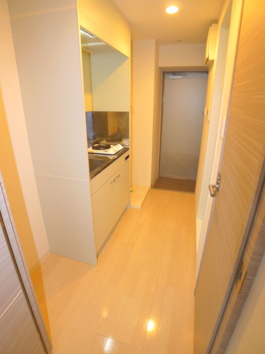 物件内観写真11　(廊下)