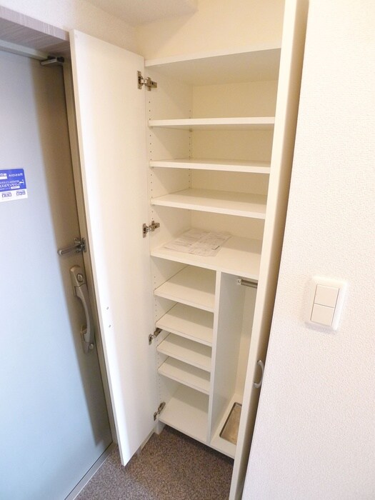物件内観写真12　(靴箱)
