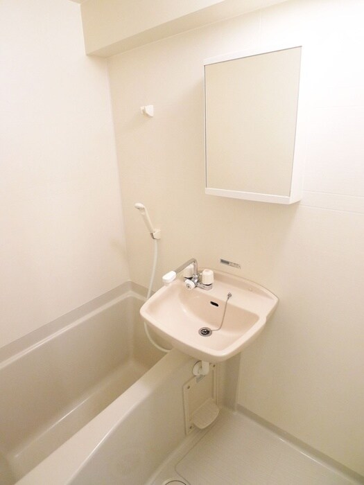 物件内観写真13　(バス／シャワールーム等)