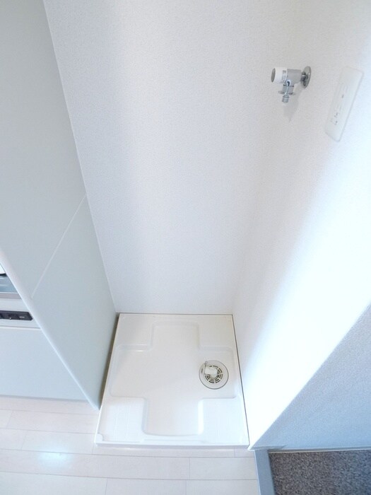 物件内観写真14　(洗濯機置場)