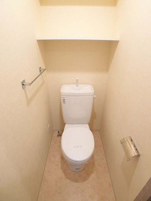 物件内観写真14　(トイレ)