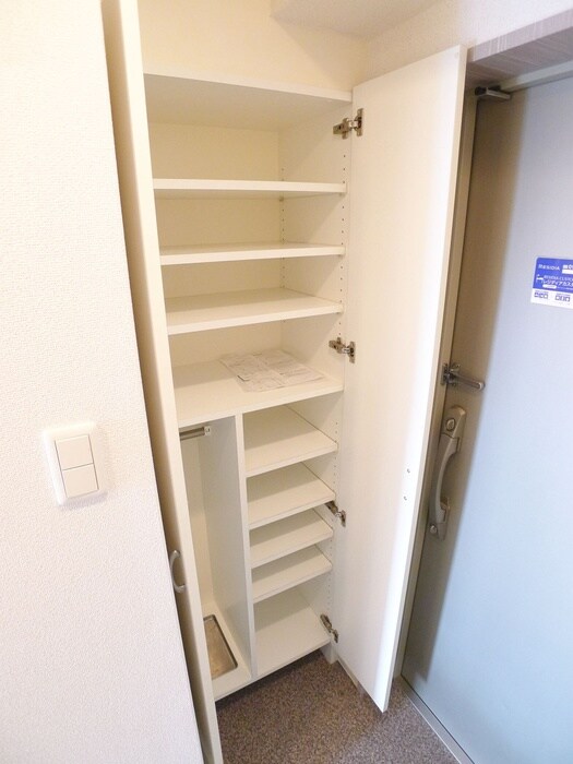 物件内観写真18　(靴箱)