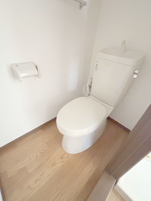 物件内観写真11　(トイレ)