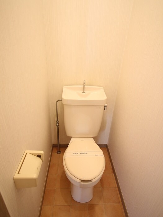 物件内観写真12　(トイレ)