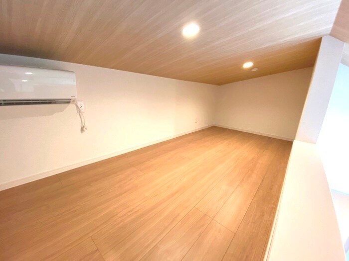 物件内観写真11　(ロフト)