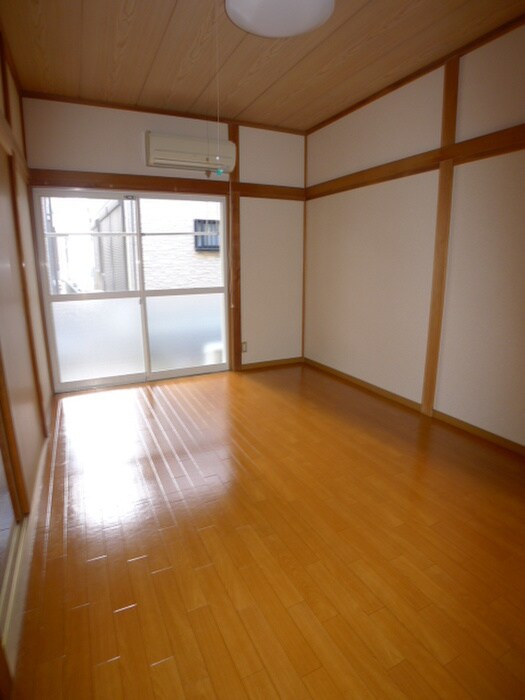 物件内観写真11　(居室)