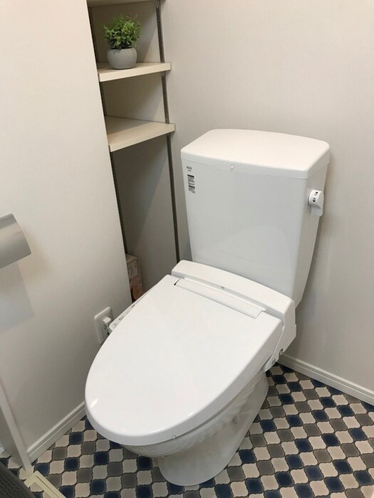 物件内観写真9　(トイレ)