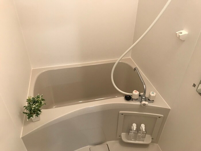 物件内観写真12　(バス／シャワールーム等)