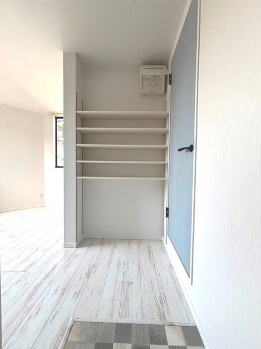 物件内観写真14　(靴箱)